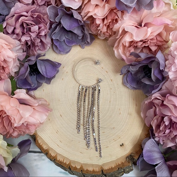 Glam Crystal Tassel Left Ear Cuff Clip Earring - Picture 10 of 16